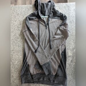 Long sleeve tunic - hooded - oversized Small